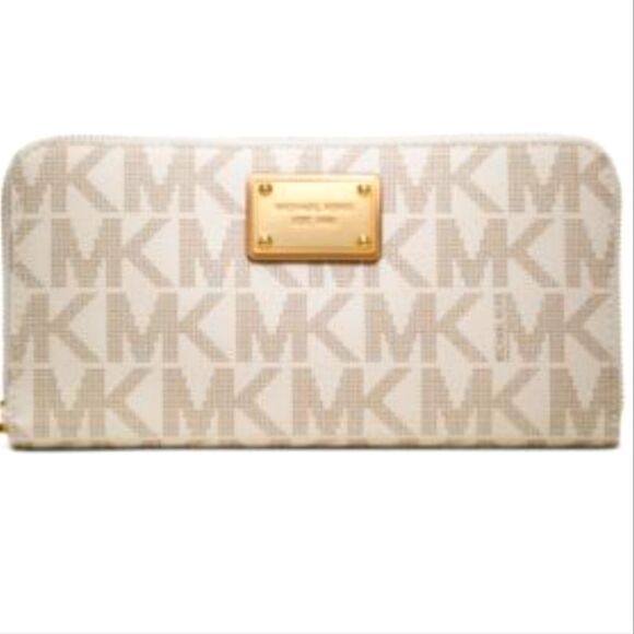 Michael Kors Signature Tone-On-Tone Logo Print - Picture 2 of 11